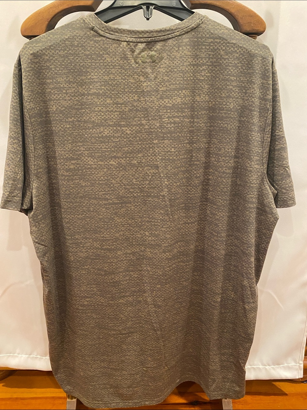 Under Armour Men’s Short Sleeve Performance Tee - Olive Green Heather - Picture 2 of 8